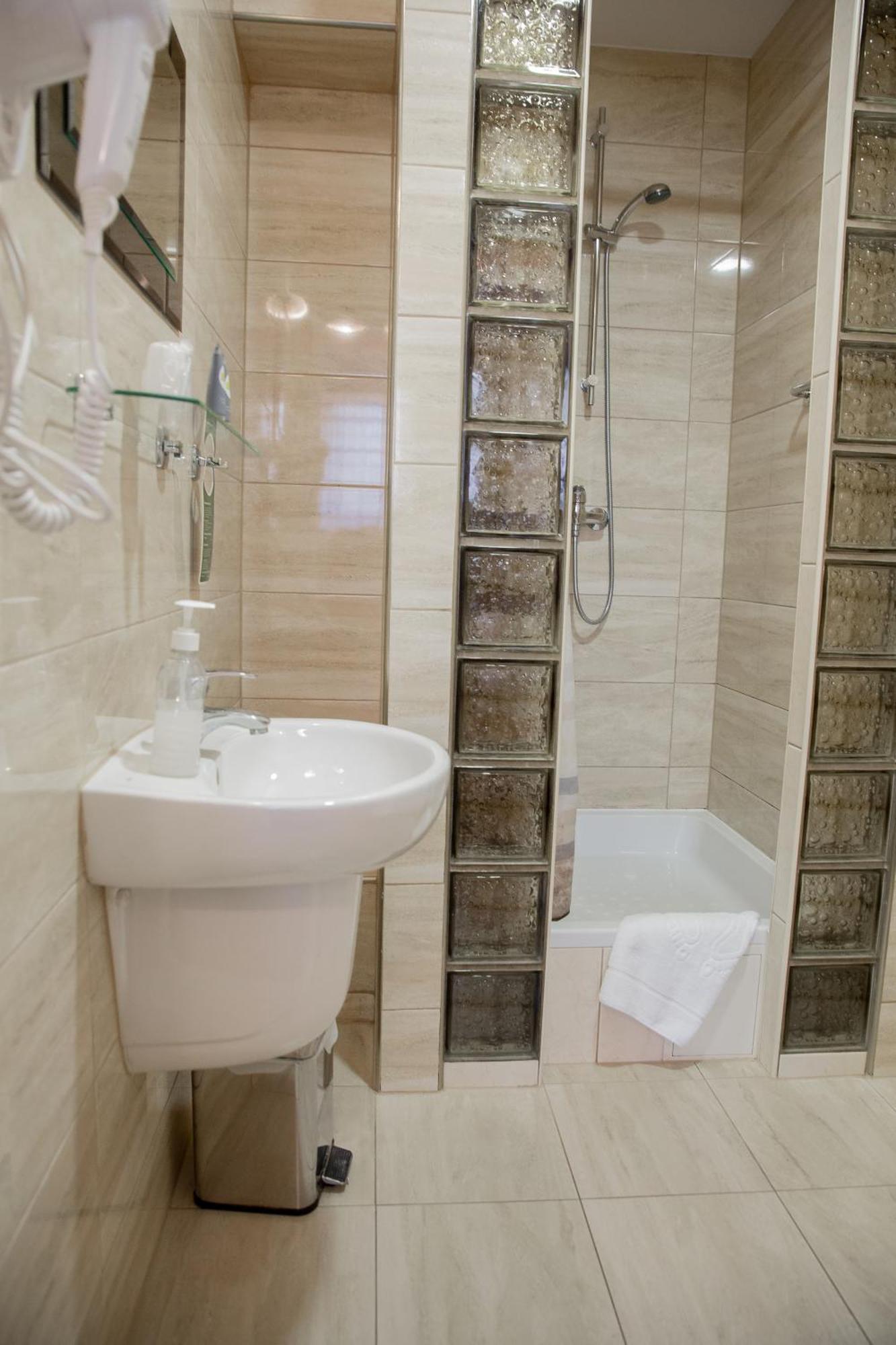 Motel Arkadia Koszalin Bagian luar foto