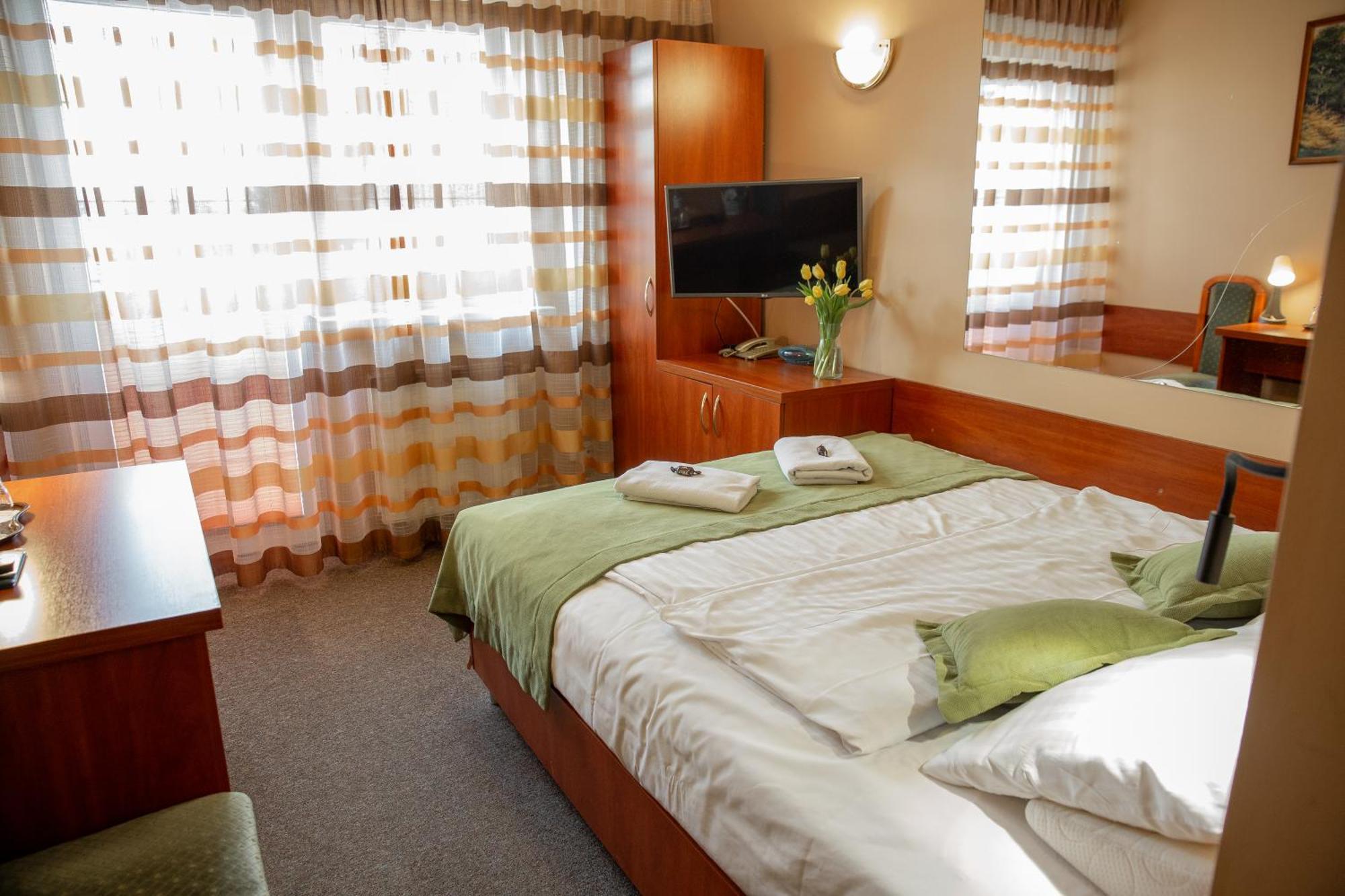 Motel Arkadia Koszalin Bagian luar foto